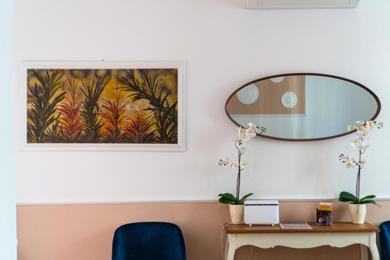 Villa Gold Maison à Ferrare Extérieur photo