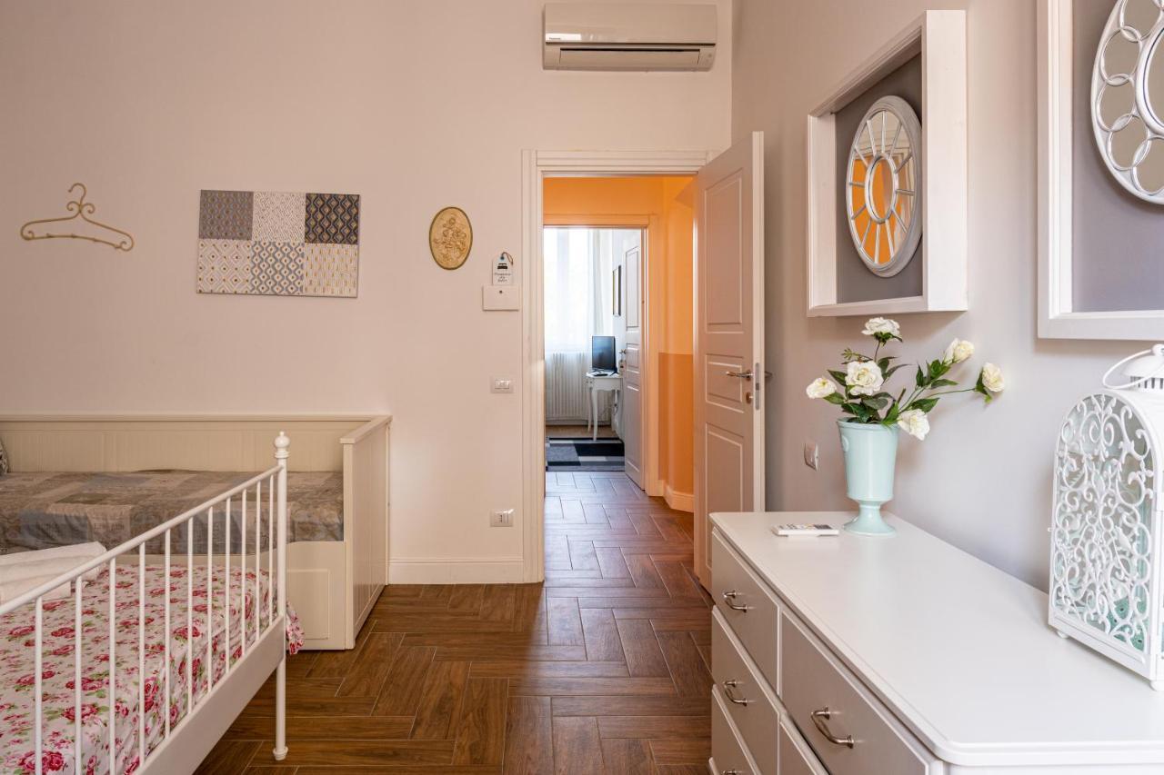Villa Gold Maison à Ferrare Extérieur photo